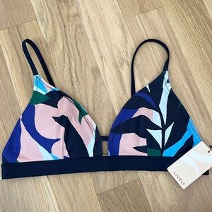 NWT lively baiting suit top